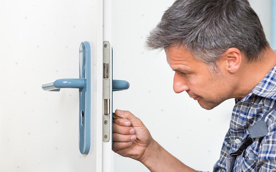 changer le barillet d'une porte Morienval